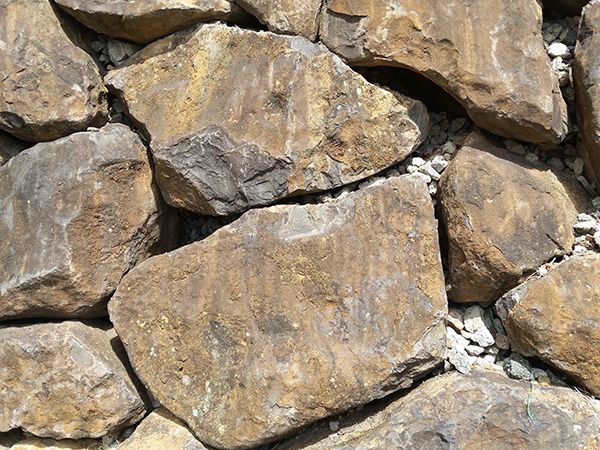 Quarry Boulder Retaining Wall