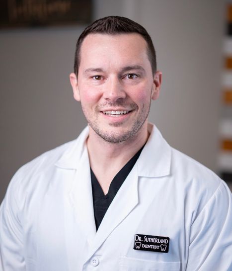 DR. WILLIAM SUTHERLAND