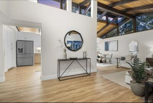 Screenshot_20251008_093736_Zillow.jpg