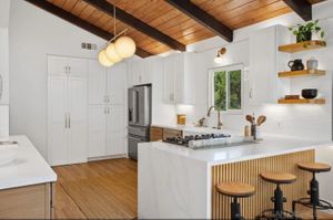 Screenshot_20251008_093812_Zillow.jpg