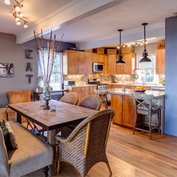 A fully furnished new kitchen.