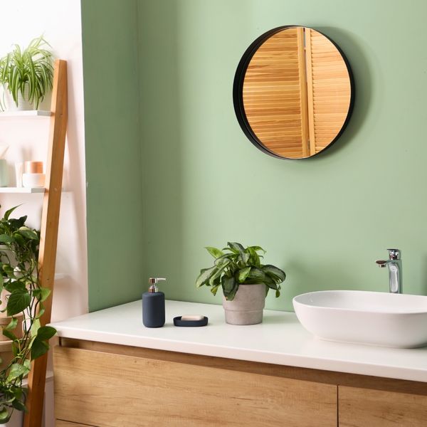 2 Tips for Creating a SpaLike Bathroom on a Budget.jpg