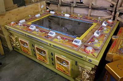 Gold Bubble-O table 