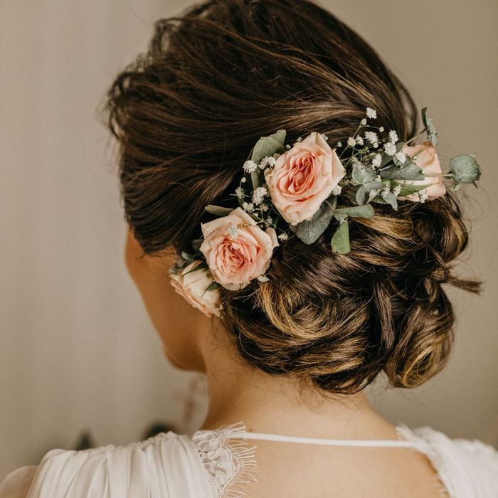 Benefits of a Floral Headpiece.jpg