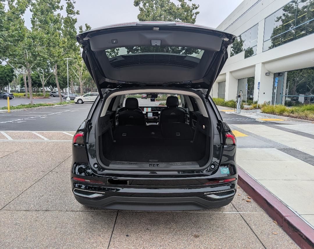 Lincoln Nautilus 07.jpg