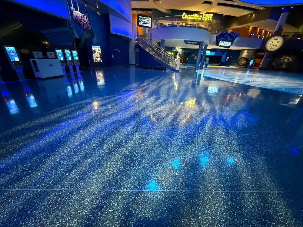Georgia Aquarium High Traffic Area