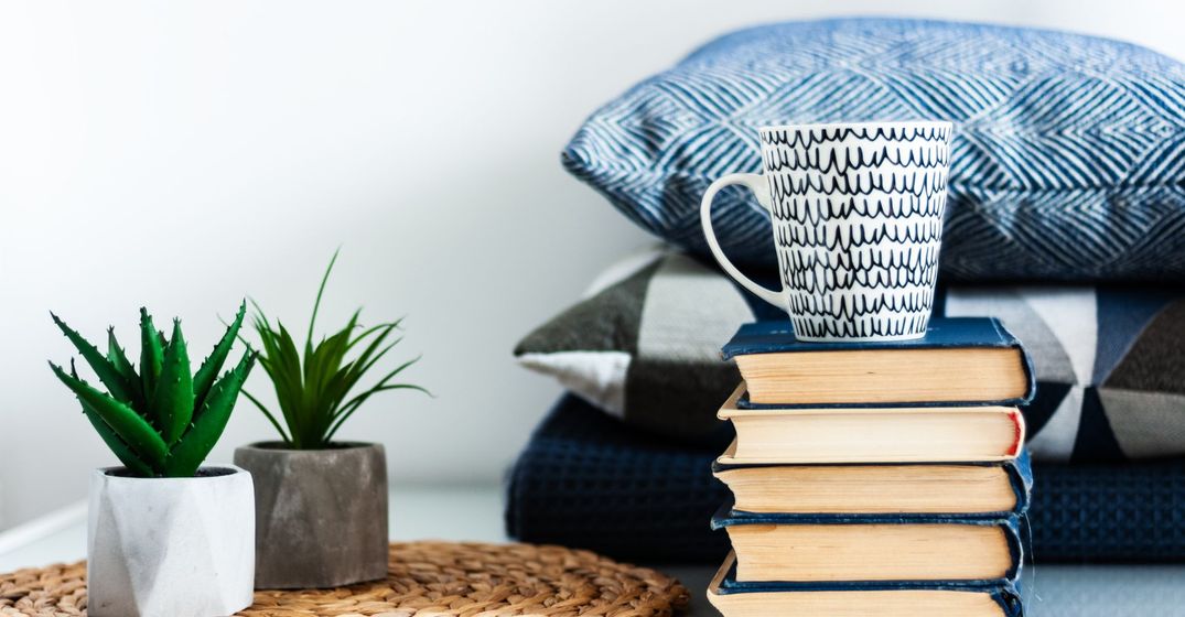Must-Have Items To Make Your Apartment Feel Like Home.jpg