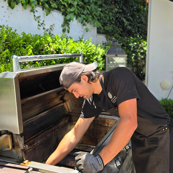 Grill Cleaning 101 - 2.png