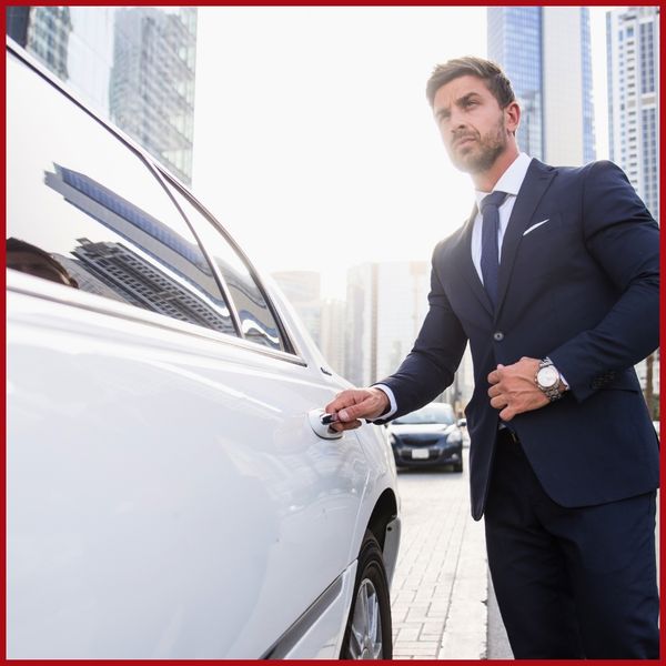 Your Top Cleveland Airport Shuttle Service - 4.jpg