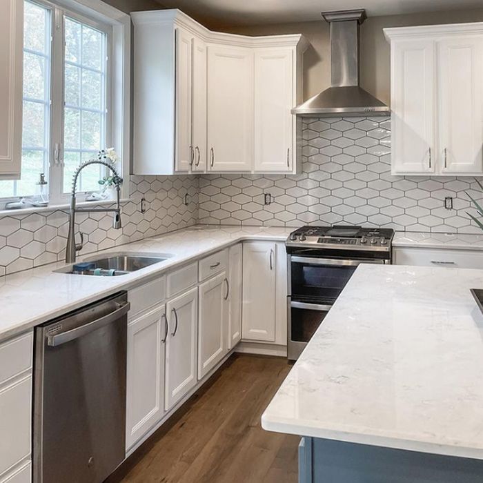 luxury kitchen backsplash design