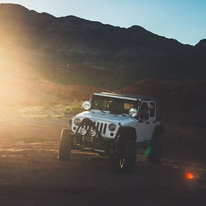 off roading jeep