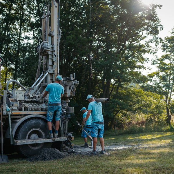 Horizontal drilling in a forest