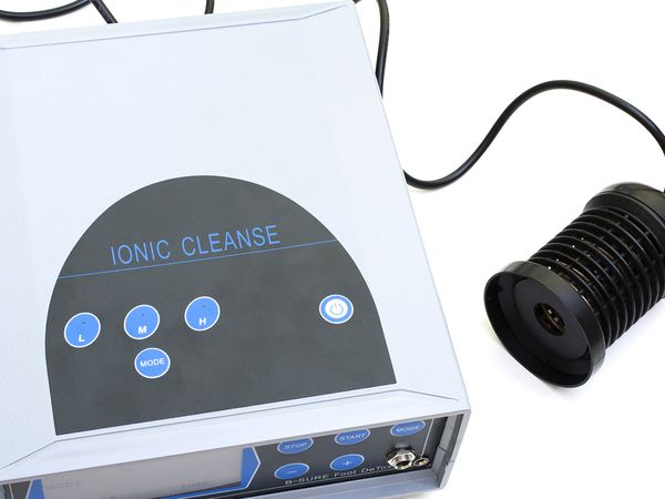 Image of an Ionic Cleansing device