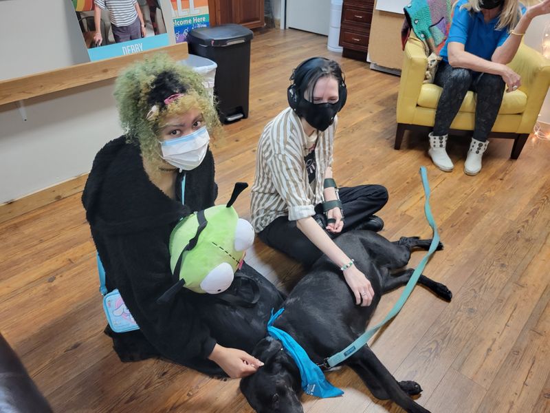 Therapy Dogs Youth SRQ 3.jpg