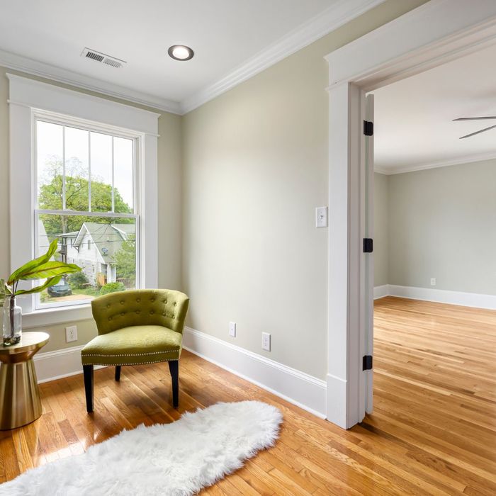4 Ways Vinyl Flooring Can Improve Your Home 4.jpg