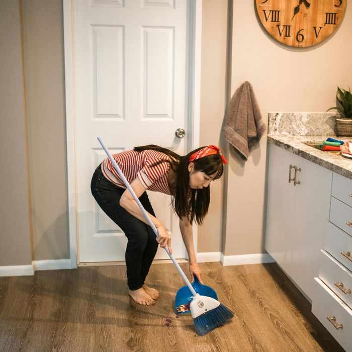 Tips for Maintaining Your Vinyl Plank Flooring 1.jpg