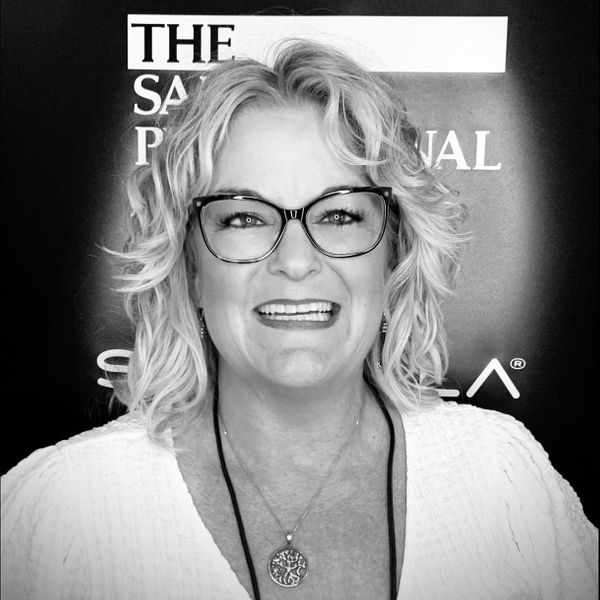 Mary Kay Hallas.jpg