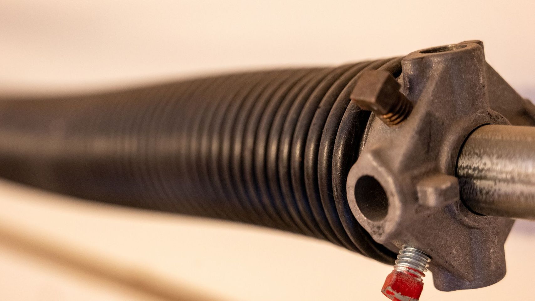 ReplacingGarageDoorSprings-hero.jpg