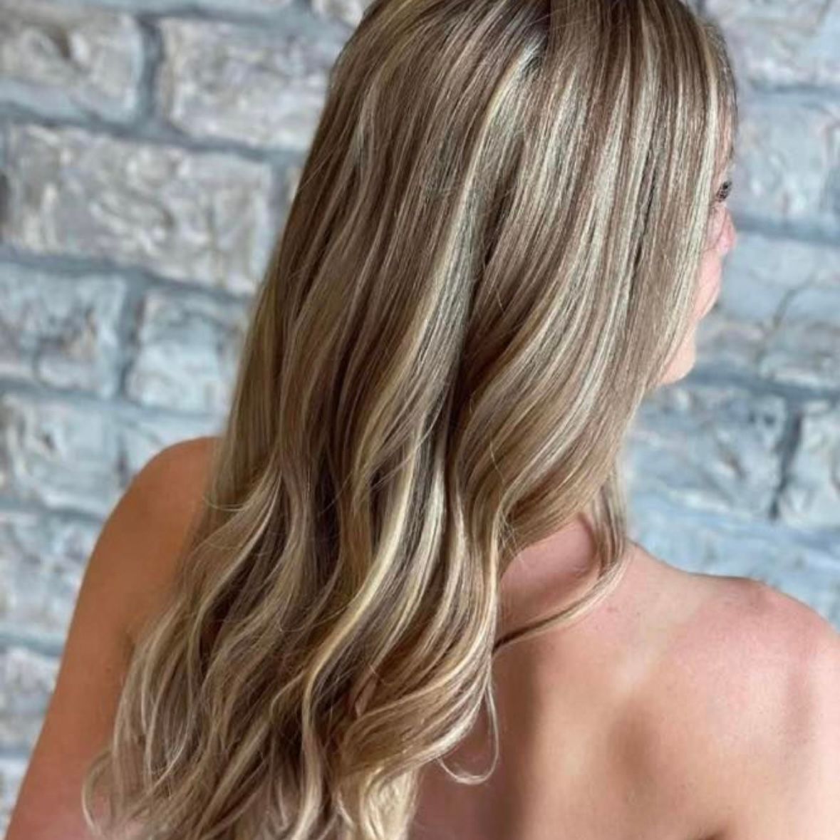 Hair Stylist in Blue Springs, MO | Salon Bellezzio