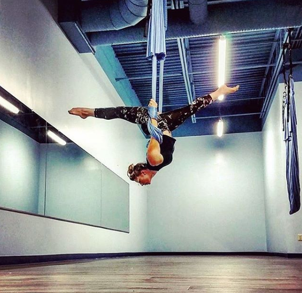 5 Amazing Benefits Of Aerial Yoga That Will Take Your Workout To