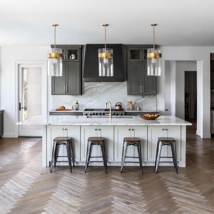 Different Contractors Involved In New Build Constructions From Design To Completion2.jpg