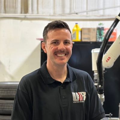 Applications Engineer Dan Clark