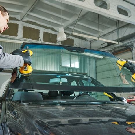 The Benefits of Trusting Professionals for Your Windshield Replacements - Image 4.jpg