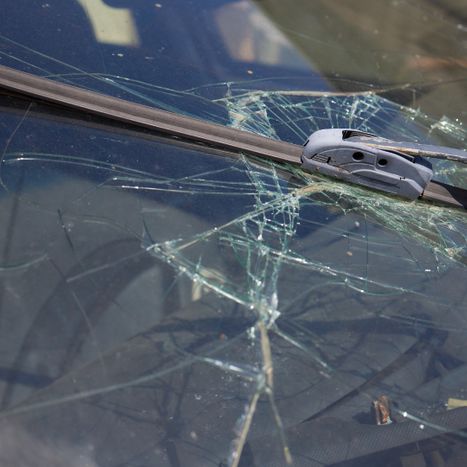 image of a broken windshield