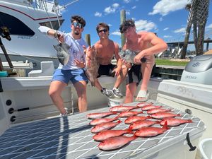 Destin-red-snapper-offshore-fishing-charter.jpg17