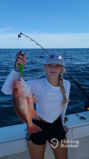 Offshore redsnapper catch with Salty Endeavors in Destin FL