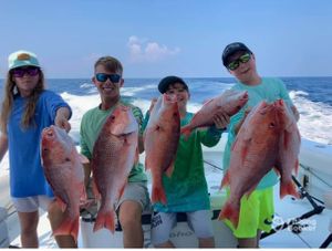 Destin-red-snapper-family-fishing-charter.jpg15