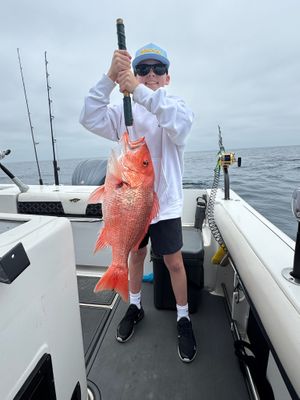 Offshore redsnapper catch with Salty Endeavors in Destin FL