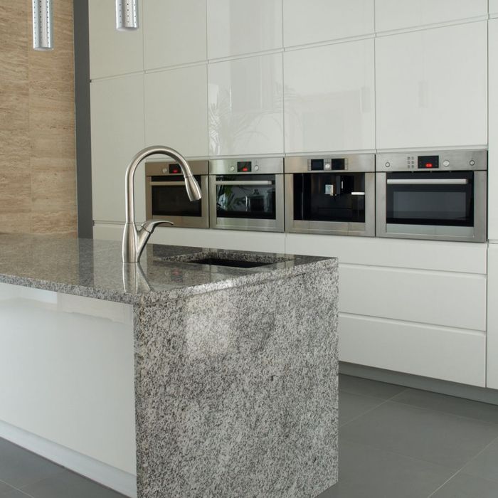 Use Granite Slab for a Waterfall Countertop
