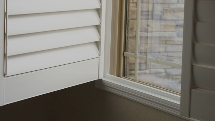 interior shutters 
