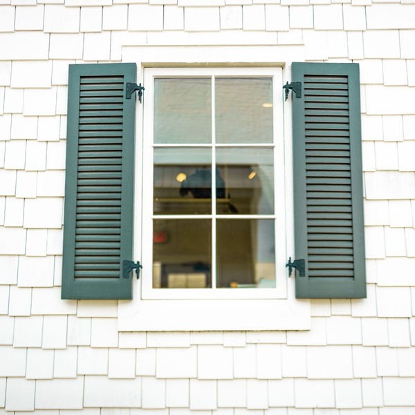 Choosing Between Functional and Decorative Exterior Shutters1.jpg