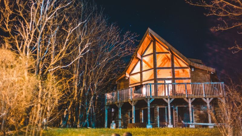 4 Electrical Upgrades to Modernize Your Home Hero.jpg