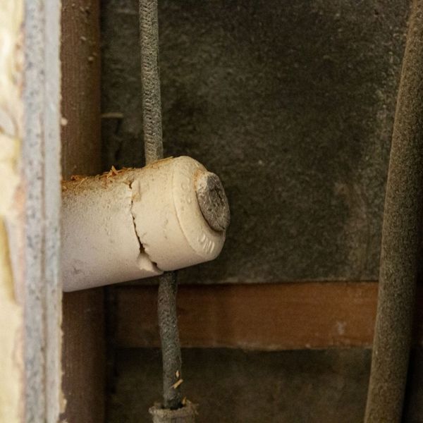 1 Common Electrical Issues in Older Homes and How to Address Them.jpg