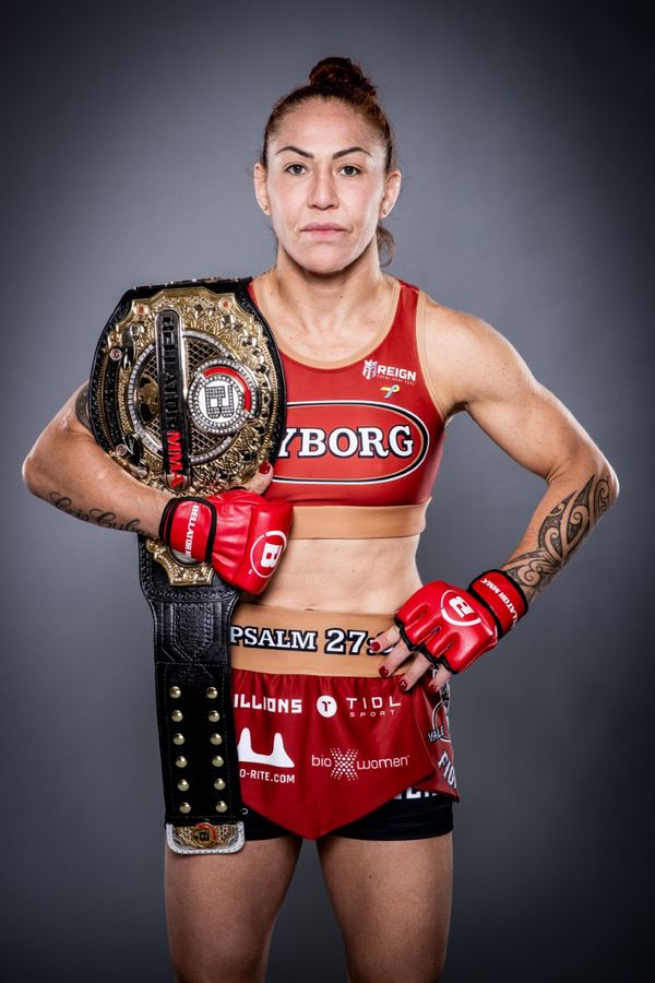 cris cyborg.jpeg