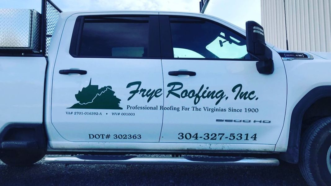 What To Look For In A Commercial Roofing Contractor header.jpg