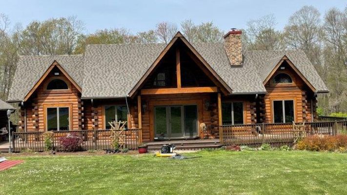 How To Find A Good Local Roofer header.jpg