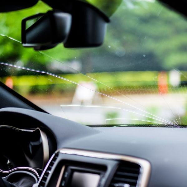 1-Understanding the Importance of Timely Windshield Replacement.jpg