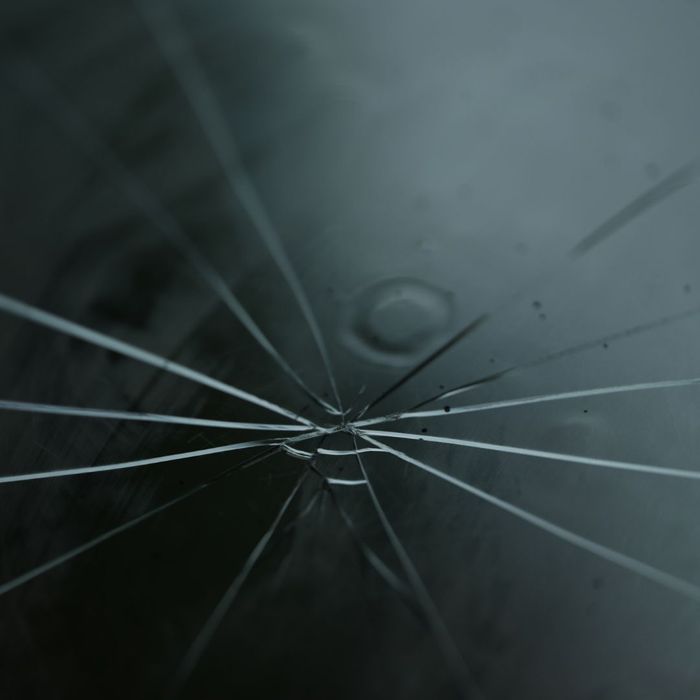 4 Tips on Managing Auto Glass for Your Business Fleet.jpg