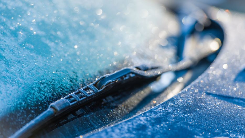 How Weather Conditions Affect Auto Glass and Windshield Repair-bg.jpg