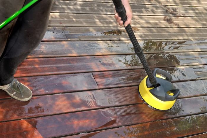 deck washing