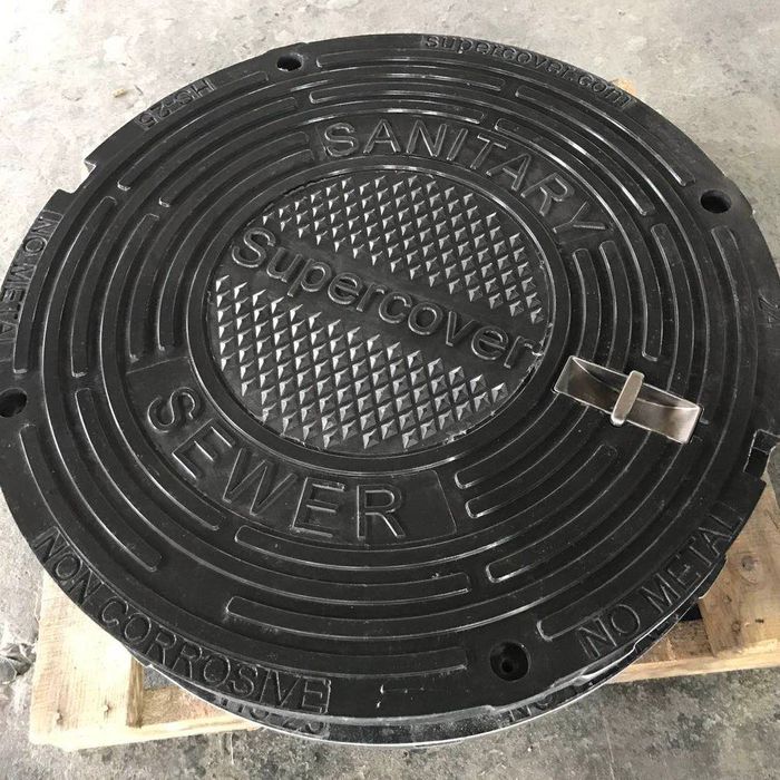 SuperCover manhole cover