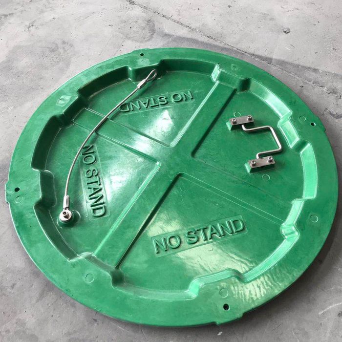 green composite manhole cover