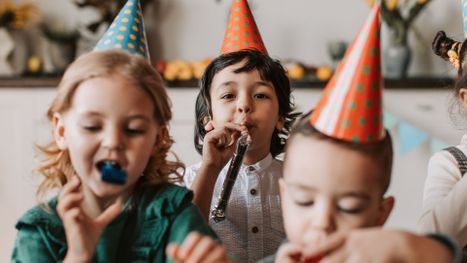 children celebrating at a birthday party