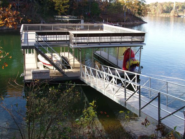 32'x32'; 32'x35' sundeck; composite decking and picket railing.jpg