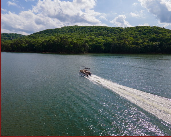 Boat on the lake