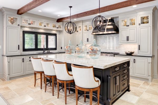 18 Loch Ridge Kitchen 2.jpg